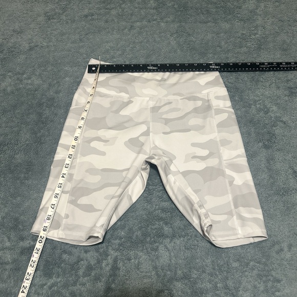 Embrace Life Athleisure Camo High Waisted Biker Shorts With Pockets XL - Picture 7 of 7